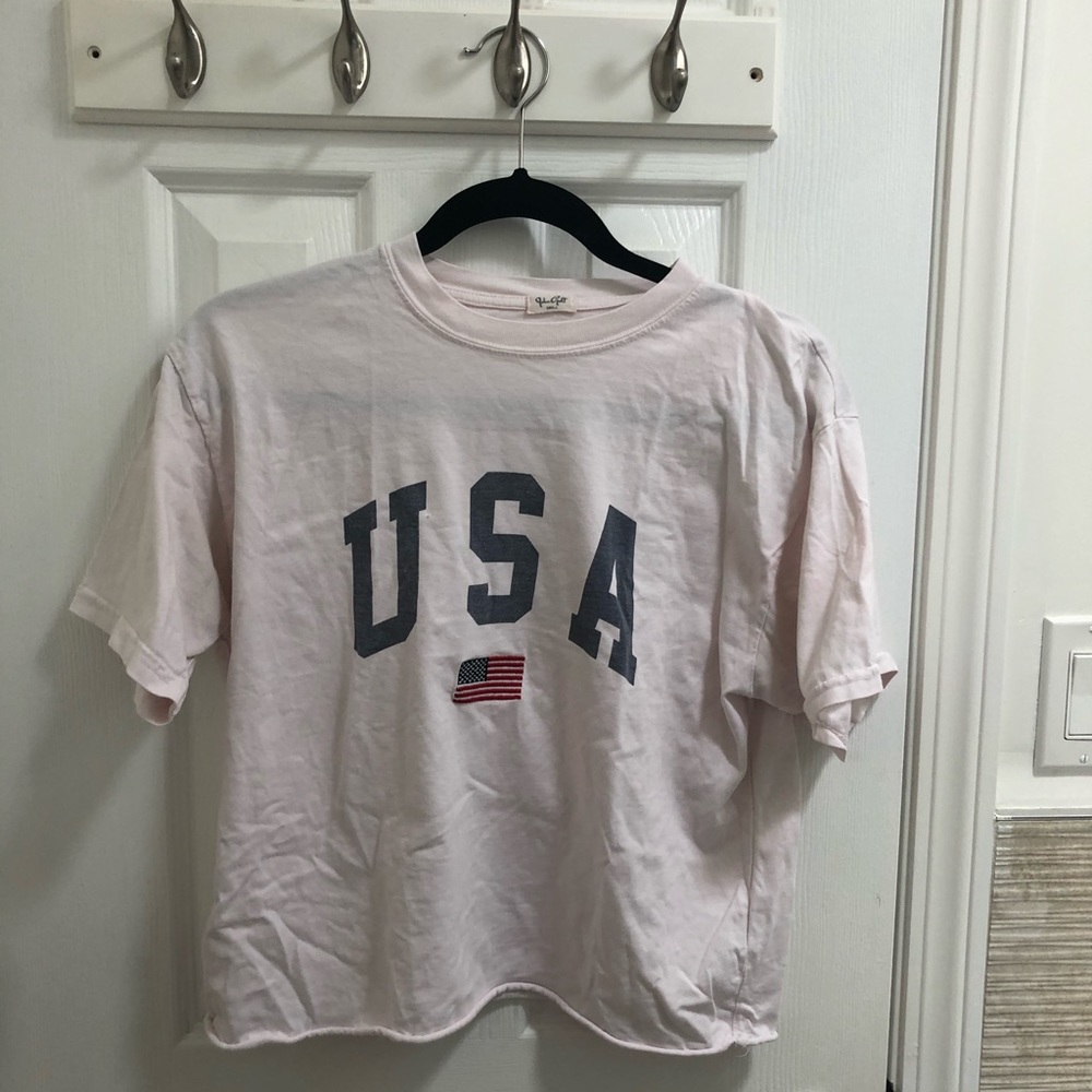 brandy Melville USA shirt